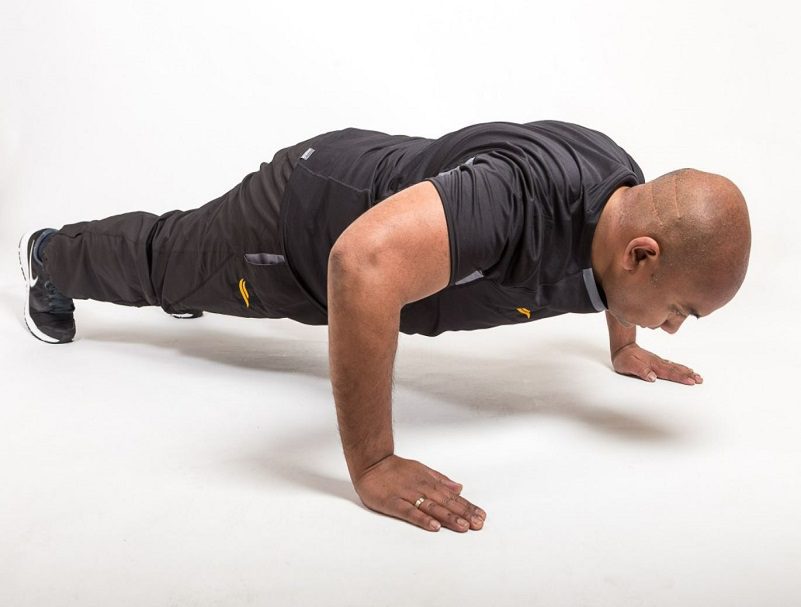 how-to-do-push-ups-correctly-fitclap